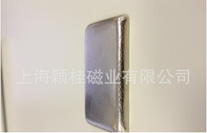 單面磁鐵和雙面磁鐵之間的不同之處？